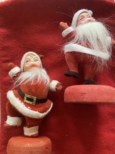 2 anciens Père Noël Matière