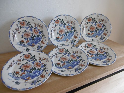 Six assiettes plates - plates, faience