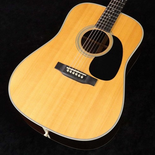 Martin 2011 - d-28, (no260613)