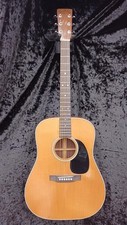 Guitare acoustique MARTIN