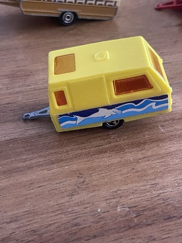 Vintage caravane jaune - vintage,