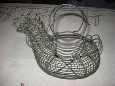 panier à oeufs poule en