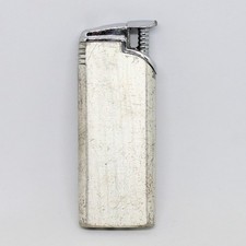 Briquet métallique à gaz –