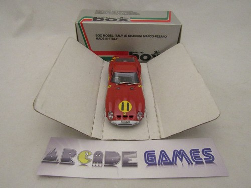 Voiture ferrari gto - 1/43,