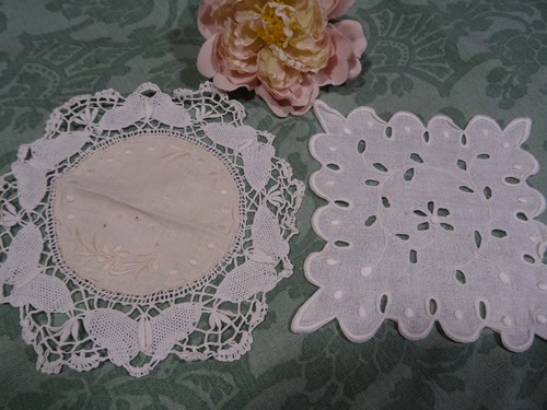 Lot 2napperons blancs - lot,