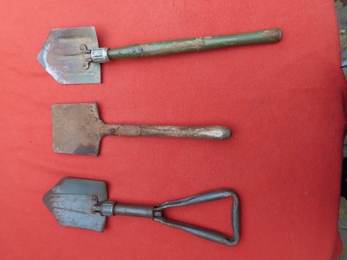 Lot pelles militaires - lot,