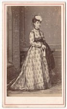 Mercedes MARTINEZ en pied