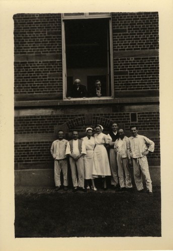 Old photo vintage snapshot - photo,