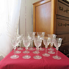 1 service  de 13 verres en