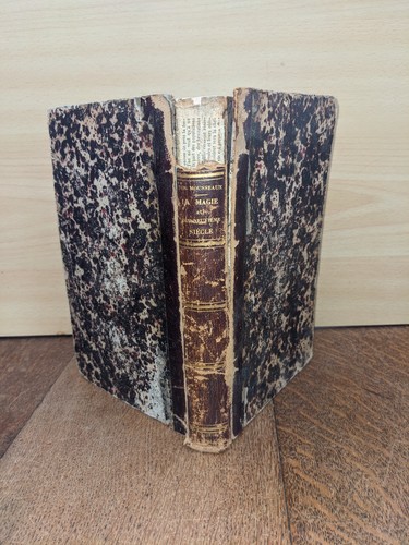 Livre ancien magie 19 - livre, au
