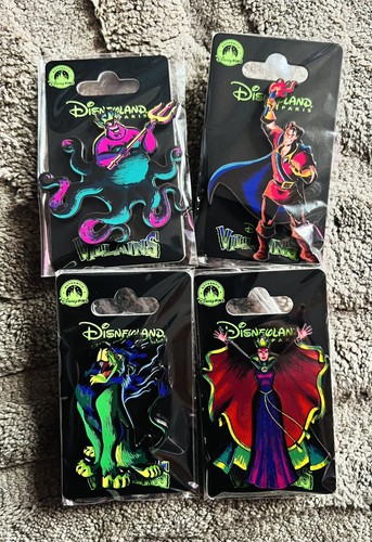 Lot pin s villains - ,