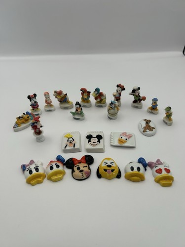 R940 lot fèves disney - r940,