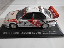 voiture miniature de rallye