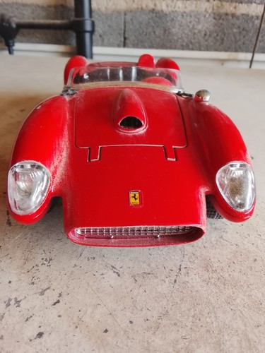 Ferrari 250 testa rossa - 1/18,