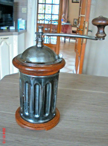 Ancien superbe moulin a - superbe,