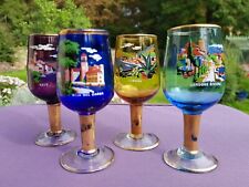 4 jolis verres à liqueur