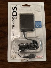 3 Nintendo DS Lite Wall