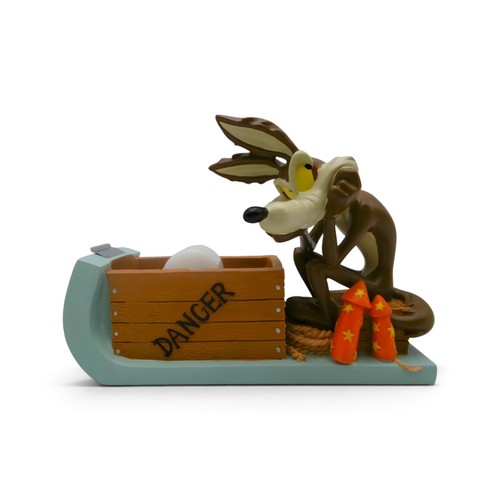 Wile coyote looney - e.,