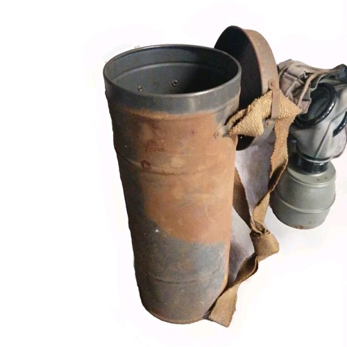 Masque gaz avec boite - gaz,
