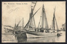 Old postcard martigues, fishing tartans in port 
