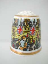 Thimble Porcelain Sewing Dice - ENGLISH SCOTLAND 40TH ANNIVERSARY V.E DAY 8.5.45