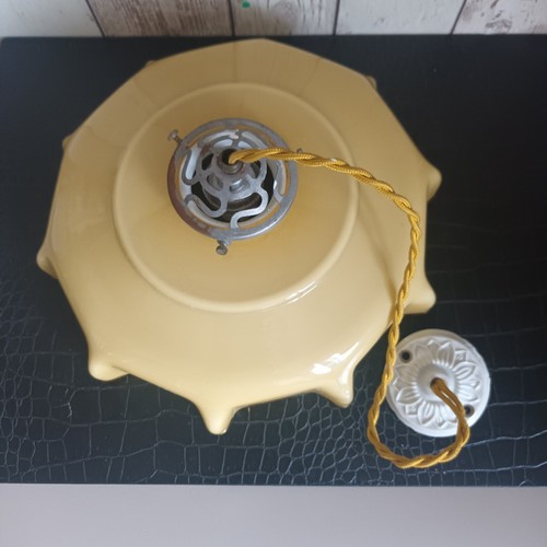 Ancien abat jour plafonnier - , en