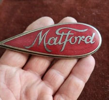 VINTAGE ENAMEL AUTOMOBILE CAR