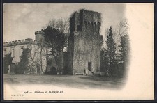 CPA Saint-Privat, Château avec tour ancienne en pierre 