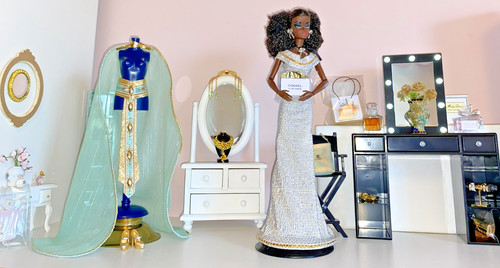 Barbie silkstone gold label - barbie,