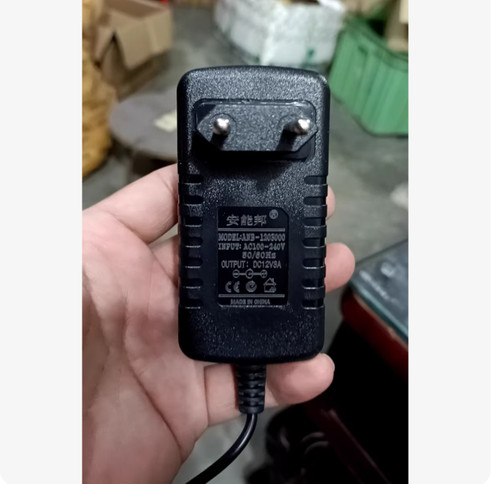 Anb 1303000 12v - 12v, adaptateur