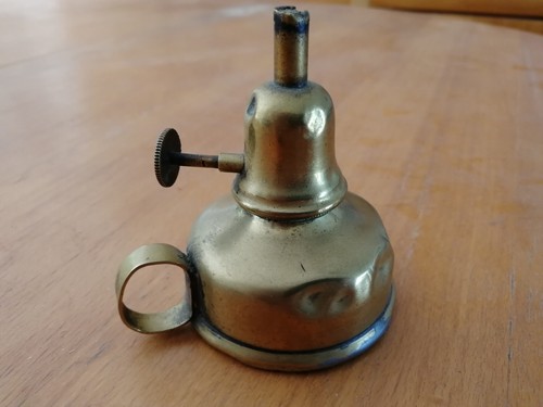 Lampe pétrole huile en - ou,
