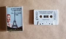 LES PETITS CHANTEURS A LA