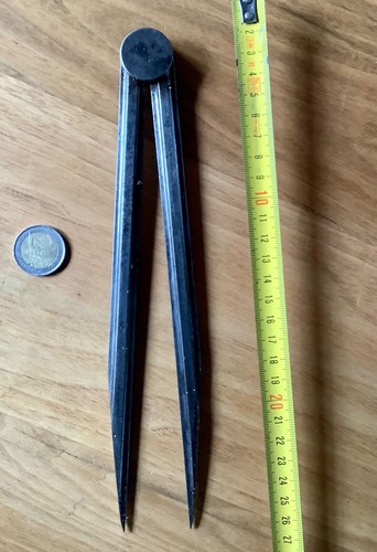 Outils anciens magnifique - anciens,,