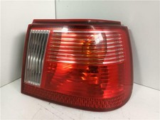 rayas rojas feu arrière