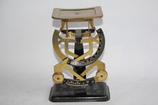 Bilateral Letter Scale (51064)