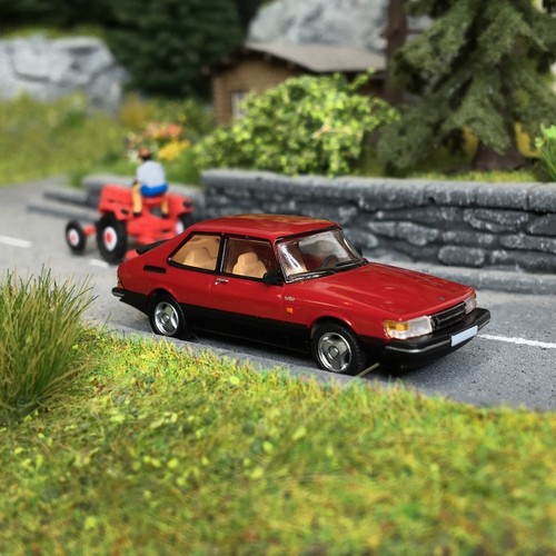 Saab 900 turbo rouge - 900,