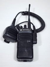 Motorola XPR3300e UHF Two Way Radio Walkie Talkie AAH02RDC9VA1AN With Antenna