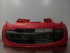 enjoliveur pare-choc avant