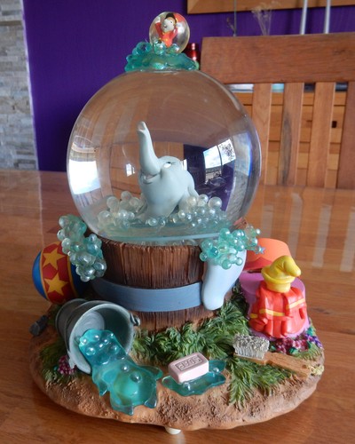 Snow globe disney - globe,