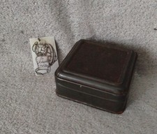 Petite boite carré en fer