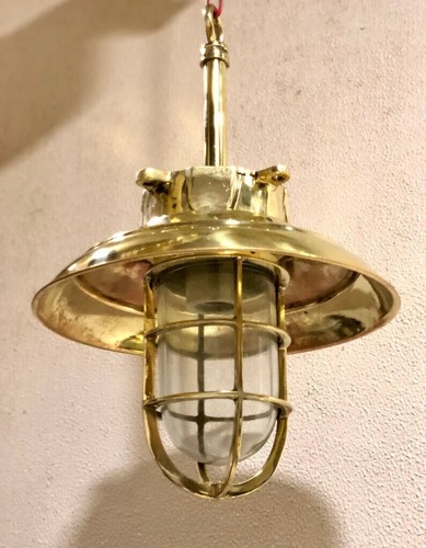 Réplique ancienne suspension