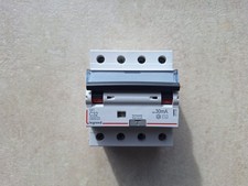 Disjoncteur différentiel