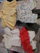 Lot Vetements Poupées Ou