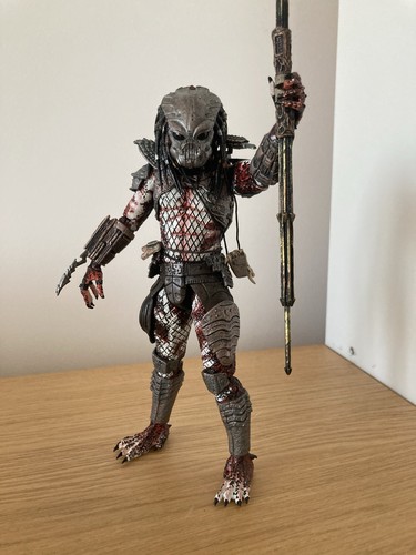 Neca red predator guardian - neca,