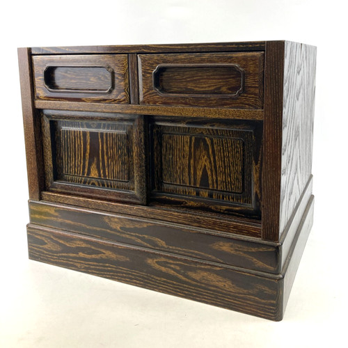 Ancienne petite armoire