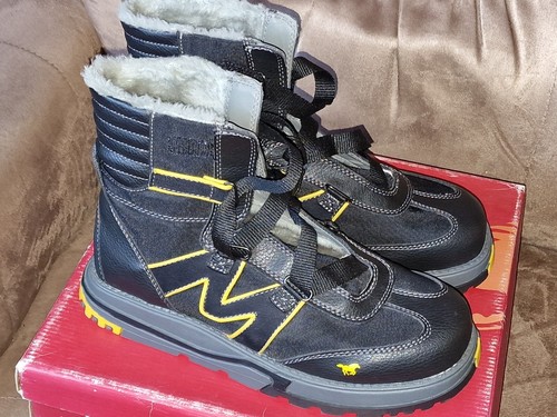 Paire chaussures hiver - paire,