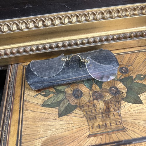 Ancienne paire lunettes - de,