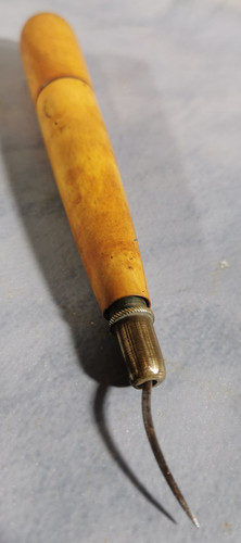 Outil ancien cordonnier - ancien,