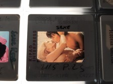 SEXE - FEMME DÉNUDÉE - DIAPOSITIVE DE PRESSE SLIDE