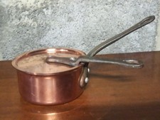 Petite casserole en cuivre